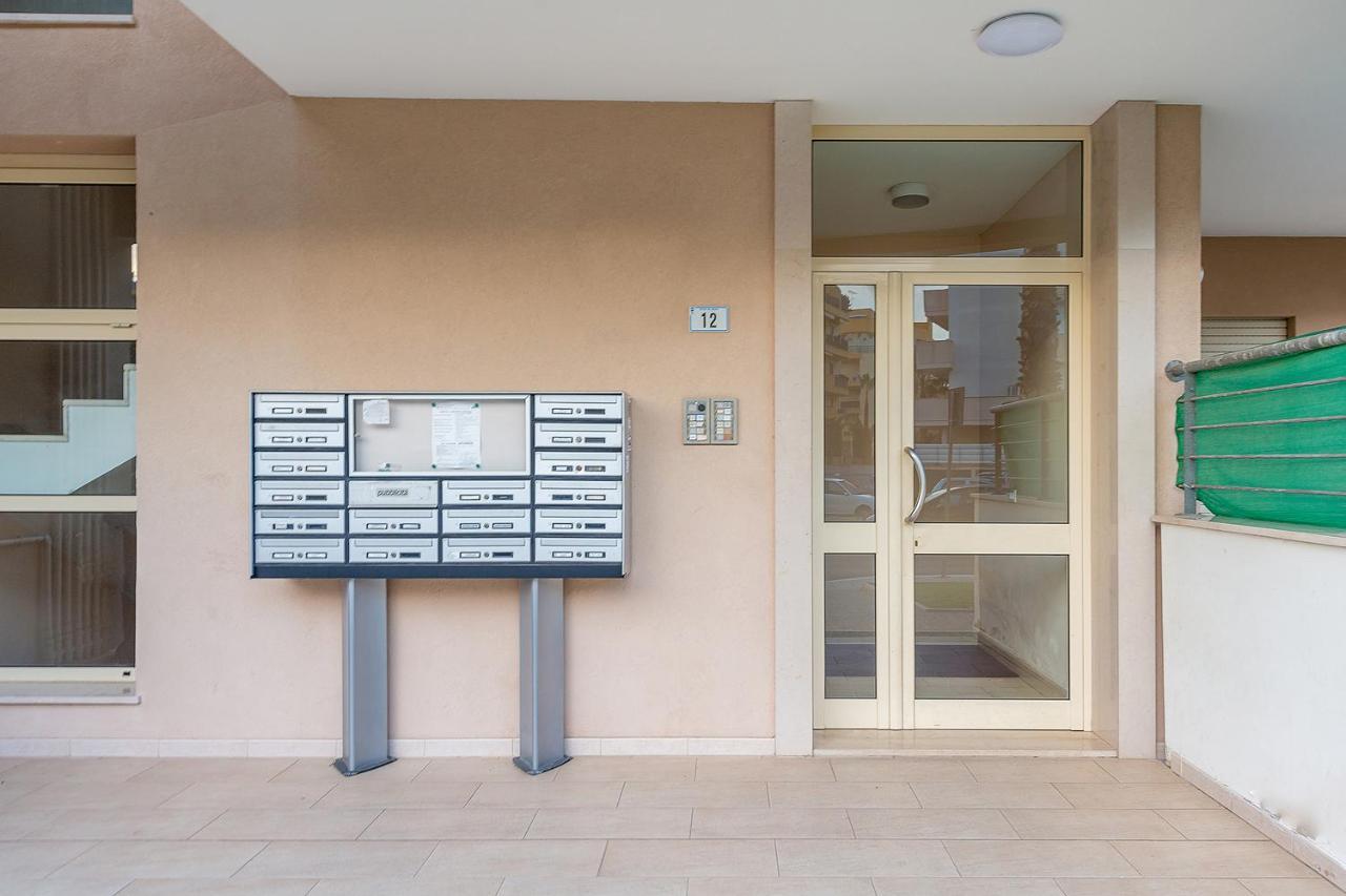 Goodstay Archimede Apartment Лече Екстериор снимка