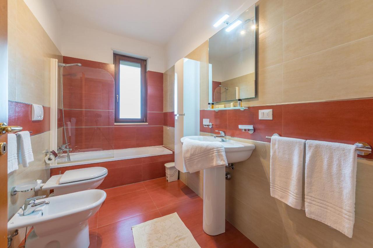 Goodstay Archimede Apartment Лече Екстериор снимка